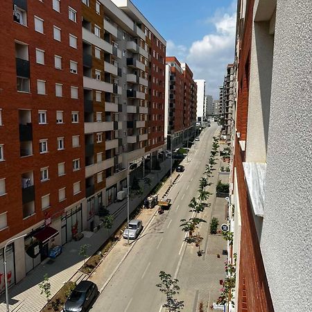 Апартаменти Blini Complex Приштина Екстер'єр фото
